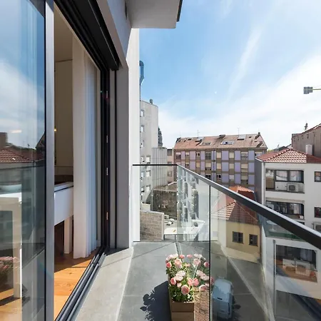Lovelystay - Heart Of D. Pedro Apartments IV OOporto Extérieur photo